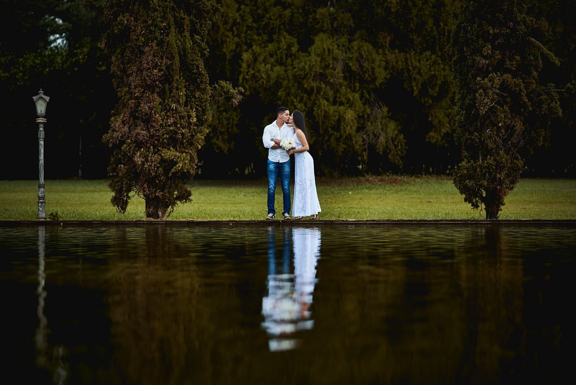 Foto Pre Wedding Gabriela e Felipe no Magic Gardens Foto Pre Wedding Gabriela e Felipe no Magic Gardens - Imagem 22